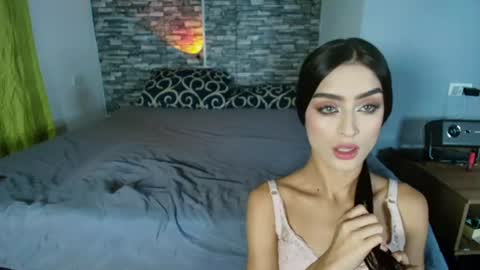vitoriia_ online show from 06/22/26, 04:20