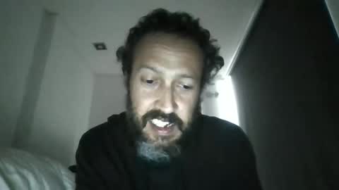 Snapshot of vitorvi2727 chatting on 11/02/25, 09:00 vitorvi2727 online show from 11/02/25, 09:00