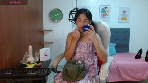 Snapshot of vittoria_lombardi07 chatting on 01/11/25, 10:51 VITTORIA  online show from 01/11/25, 10:51