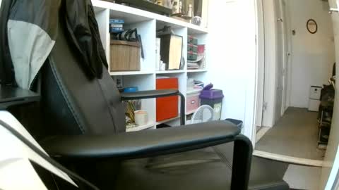 vitus56595314 online show from 05/13/26, 10:56