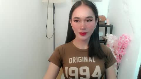 Snapshot of vivahotbabessandra chatting on 06/22/26, 05:32 SANDRA GOING YOU online show from 06/22/26, 05:32