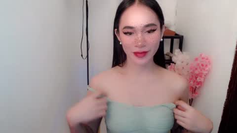 Snapshot of vivahotbabessandra chatting on 06/25/26, 06:12 SANDRA GOING YOU online show from 06/25/26, 06:12