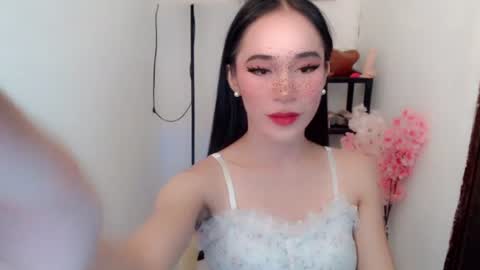 Snapshot of vivahotbabessandra chatting on 06/26/26, 09:03 SANDRA GOING YOU online show from 06/26/26, 09:03
