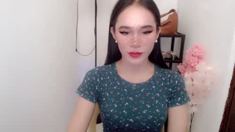 Snapshot of vivahotbabessandra chatting on 06/28/26, 01:17 SANDRA GOING YOU online show from 06/28/26, 01:17