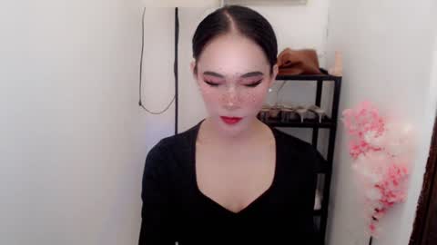 Snapshot of vivahotbabessandra chatting on 06/29/26, 10:15 SANDRA GOING YOU online show from 06/29/26, 10:15