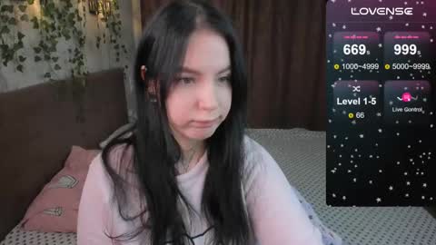 Vivi   online show from 03/07/25, 02:46