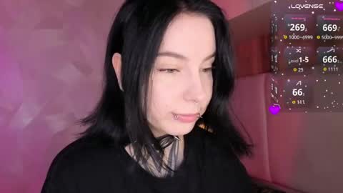 Vivi   online show from 05/27/26, 02:19