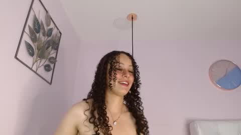 Snapshot of vivi_gh1 chatting on 10/02/25, 03:35 Vivi online show from 10/02/25, 03:35