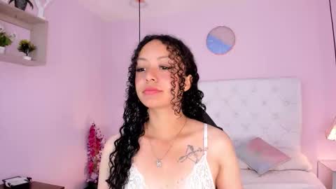 Snapshot of vivi_gh1 chatting on 01/06/26, 03:54 Vivi online show from 01/06/26, 03:54