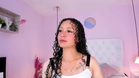 Snapshot of vivi_gh1 chatting on 01/19/26, 04:38 Vivi online show from 01/19/26, 04:38