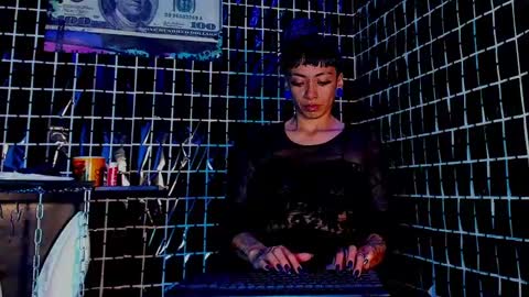 Snapshot of vivi_honey_ chatting on 03/06/25, 11:36 IGkarol navarret3 online show from 03/06/25, 11:36