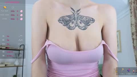 Sofia online show from 12/19/25, 04:25