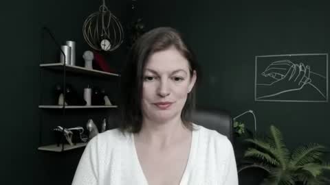 Vivian online show from 06/15/26, 05:53