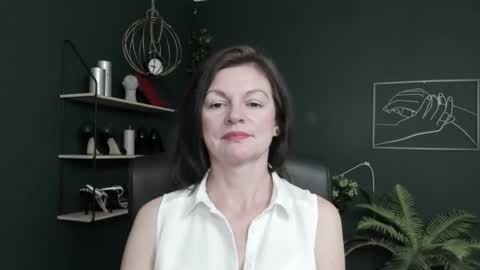 Vivian online show from 06/25/26, 06:29