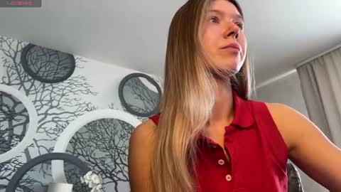 Vivian Evans online show from 06/18/26, 01:28