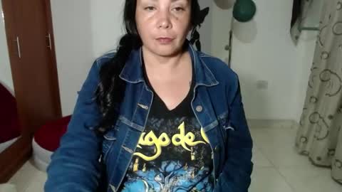 vivian_milf_paint online show from 09/10/25, 03:06