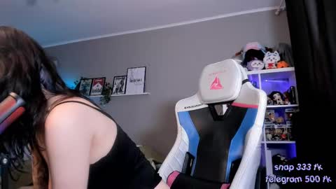 vivian_qwerty online show from 04/30/26, 05:25