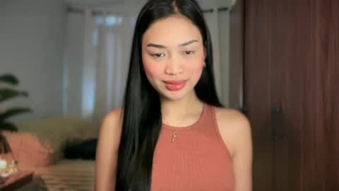 Snapshot of vivian_roberts chatting on 06/17/26, 11:27 Vivian online show from 06/17/26, 11:27