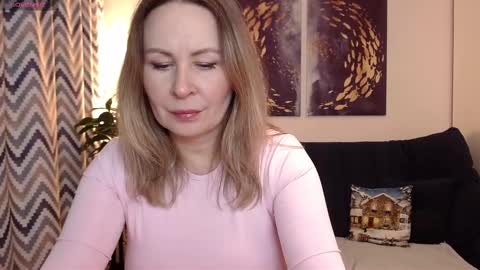 Vivian online show from 02/16/25, 06:21