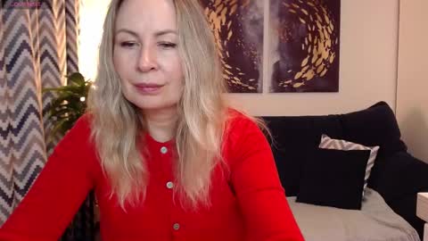 Vivian online show from 09/20/25, 05:36