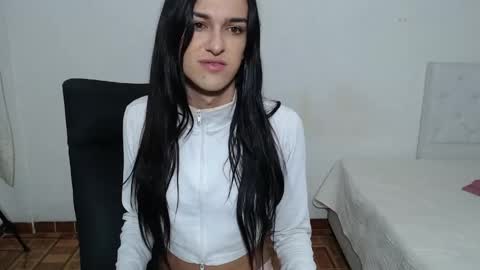 instagram Viviana73215 online show from 05/13/26, 10:23