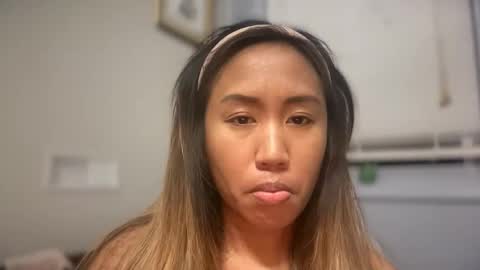 Snapshot of viviandela97 chatting on 05/09/26, 01:11 viviandela97 online show from 05/09/26, 01:11