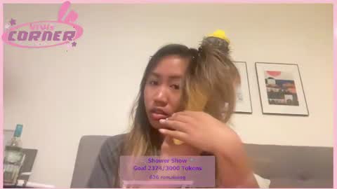 Snapshot of viviandela97 chatting on 06/21/26, 04:26 viviandela97 online show from 06/21/26, 04:26