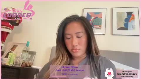 Snapshot of viviandela97 chatting on 06/21/26, 04:31 viviandela97 online show from 06/21/26, 04:31