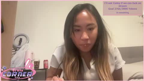 Snapshot of viviandela97 chatting on 07/13/26, 11:07 viviandela97 online show from 07/13/26, 11:07