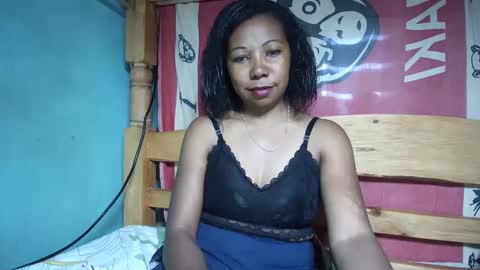 Snapshot of viviane0812 chatting on 03/02/25, 02:21 viviane0812 online show from 03/02/25, 02:21