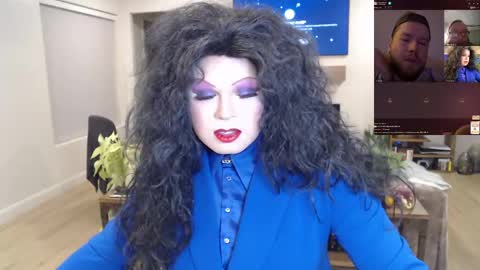 Snapshot of vivianfrost chatting on 04/12/26, 03:33 VivianFrosty online show from 04/12/26, 03:33