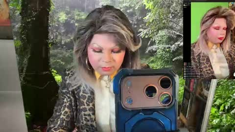 Snapshot of vivianfrost chatting on 05/03/26, 03:23 VivianFrosty online show from 05/03/26, 03:23