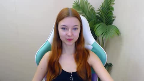 Vivien online show from 01/21/25, 06:34