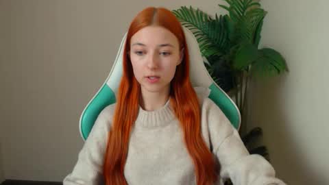 Snapshot of vivien_leight chatting on 01/12/26, 06:57 Vivien online show from 01/12/26, 06:57