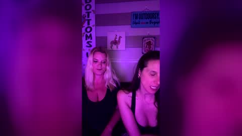 vivienesky online show from 05/16/26, 03:14