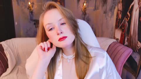 Snapshot of vivienleeigh chatting on 04/06/26, 05:41 Vivien online show from 04/06/26, 05:41
