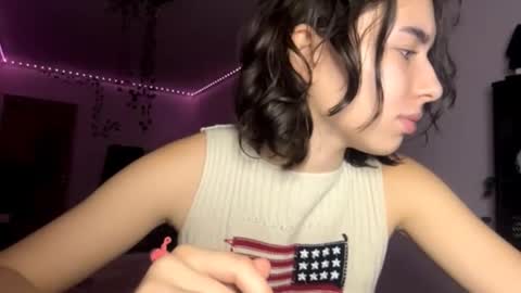 Vivi online show from 11/28/25, 04:20