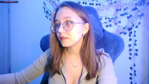 vivivivikkie online show from 10/05/25, 08:29