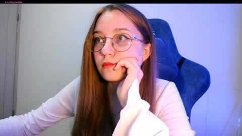 Snapshot of vivivivikkie chatting on 03/16/26, 09:19 vivivivikkie online show from 03/16/26, 09:19