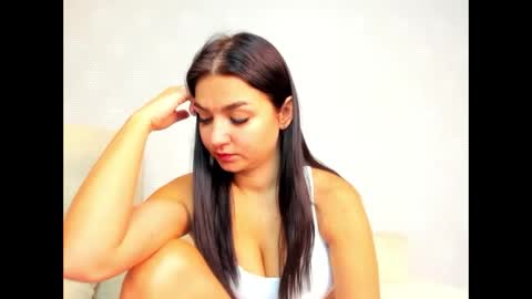 vivstar online show from 10/28/25, 01:20