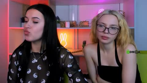 vivy_star online show from 11/15/25, 09:28