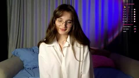 vivyboo111 online show from 10/07/25, 08:06