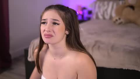 vixenamour online show from 11/11/25, 06:30