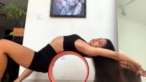 Snapshot of vixenblade chatting on 03/16/26, 08:35 vixenblade online show from 03/16/26, 08:35