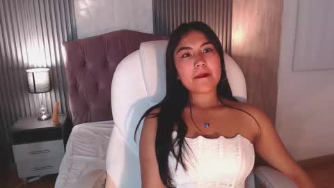 Vi online show from 10/08/25, 03:48