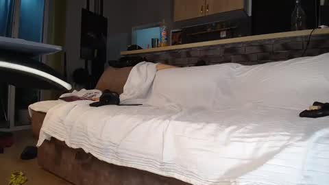 Snapshot of vladika021 chatting on 09/12/25, 10:10 vladika021 online show from 09/12/25, 10:10