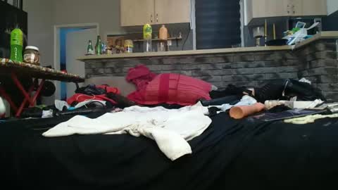 Snapshot of vladika021 chatting on 11/11/25, 01:27 vladika021 online show from 11/11/25, 01:27