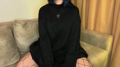 Snapshot of vladlenaboring chatting on 11/15/25, 10:01 Jeny online show from 11/15/25, 10:01