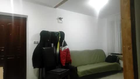 Snapshot of vladumyr chatting on 11/30/25, 04:44 vladumyr online show from 11/30/25, 04:44