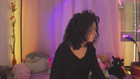 Snapshot of vnus_ chatting on 03/17/26, 06:06 Venus Vanessa online show from 03/17/26, 06:06